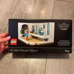 BRAND NEW NEVER OPENED Star Wars Lars Family Homestead Kitchen 40531